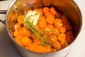 Cuire doucement les carottes