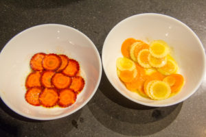 Enrobez les rondelles de carottes de vinaigrette