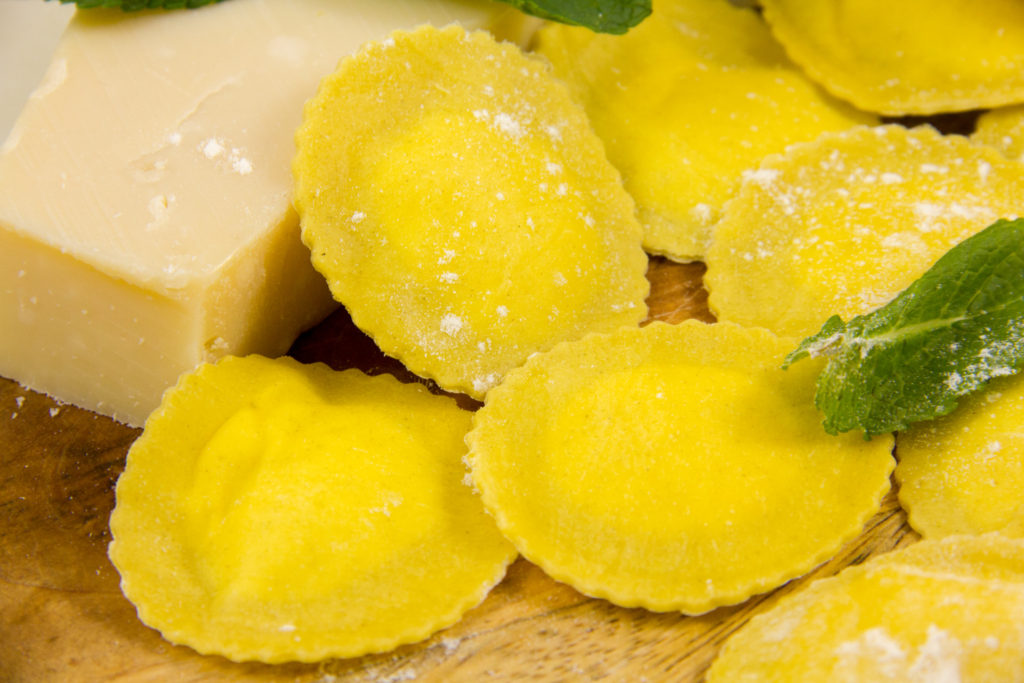 Ravioles aux trois fromages, sauce citron menthe ( Recette du chef Simone Zanoni)