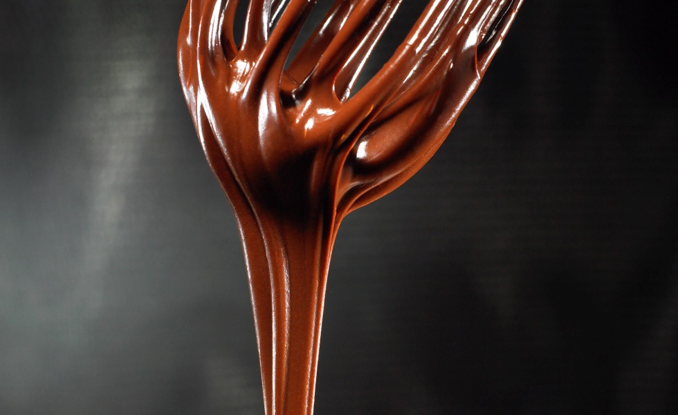 Valrhona - Ivoire 35% chocolat blanc de couverture Création Gourmande fèves  500 g