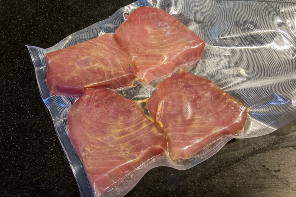 Thon basse température et son espuma de choux Romanesco ( recette sous vide basse température